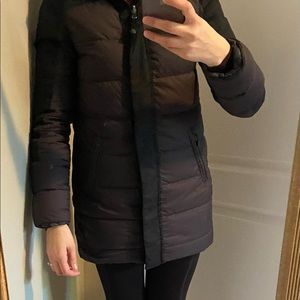 Black and grey aviva jacket.  I wear size 4 in Lululemon tops and bottoms